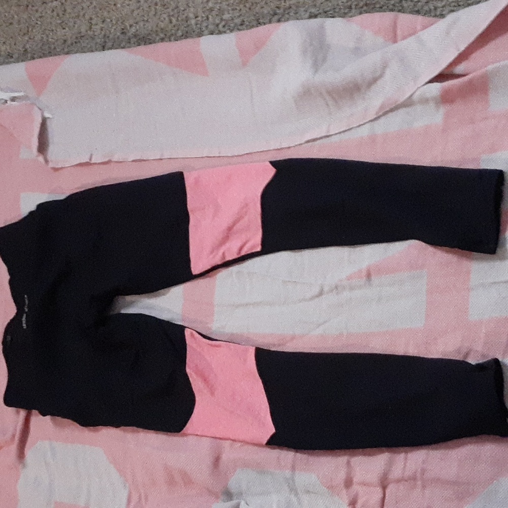 Under Armour black & coral compression logo running leggings m